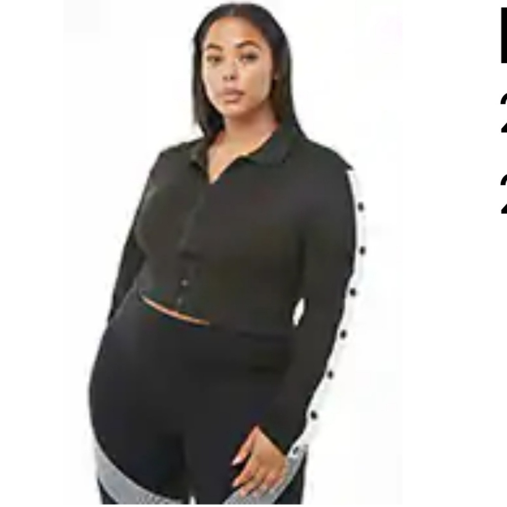 Plus size snap button sleeve jacket